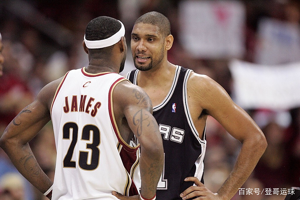 比肩传奇，姆巴佩成皇马队史第四位欧冠上演大四喜的球员（姆巴佩追平传奇：成皇马欧冠单场大四喜第4人）