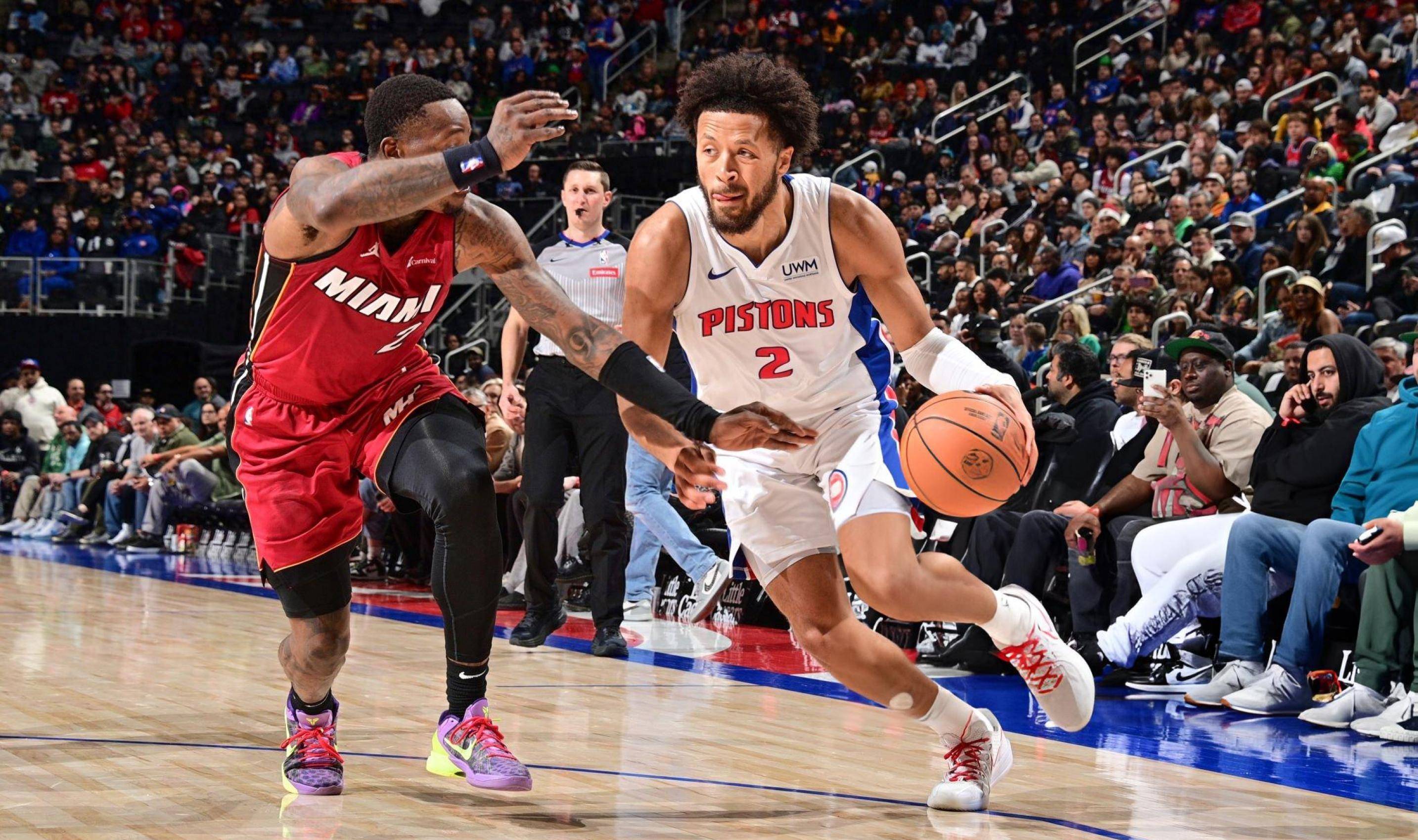 斯基拉：佛罗伦萨正在评估内斯塔，后者愿意接受8个月合同（斯基拉：佛罗伦萨考察内斯塔，后者愿签8个月短约）