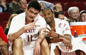 曼城无情碾压对手再夺焦点（曼城强势击败对手再成焦点）