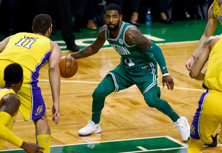 广东男篮防守稳固战胜上海（铁血防守助广东男篮力克上海）